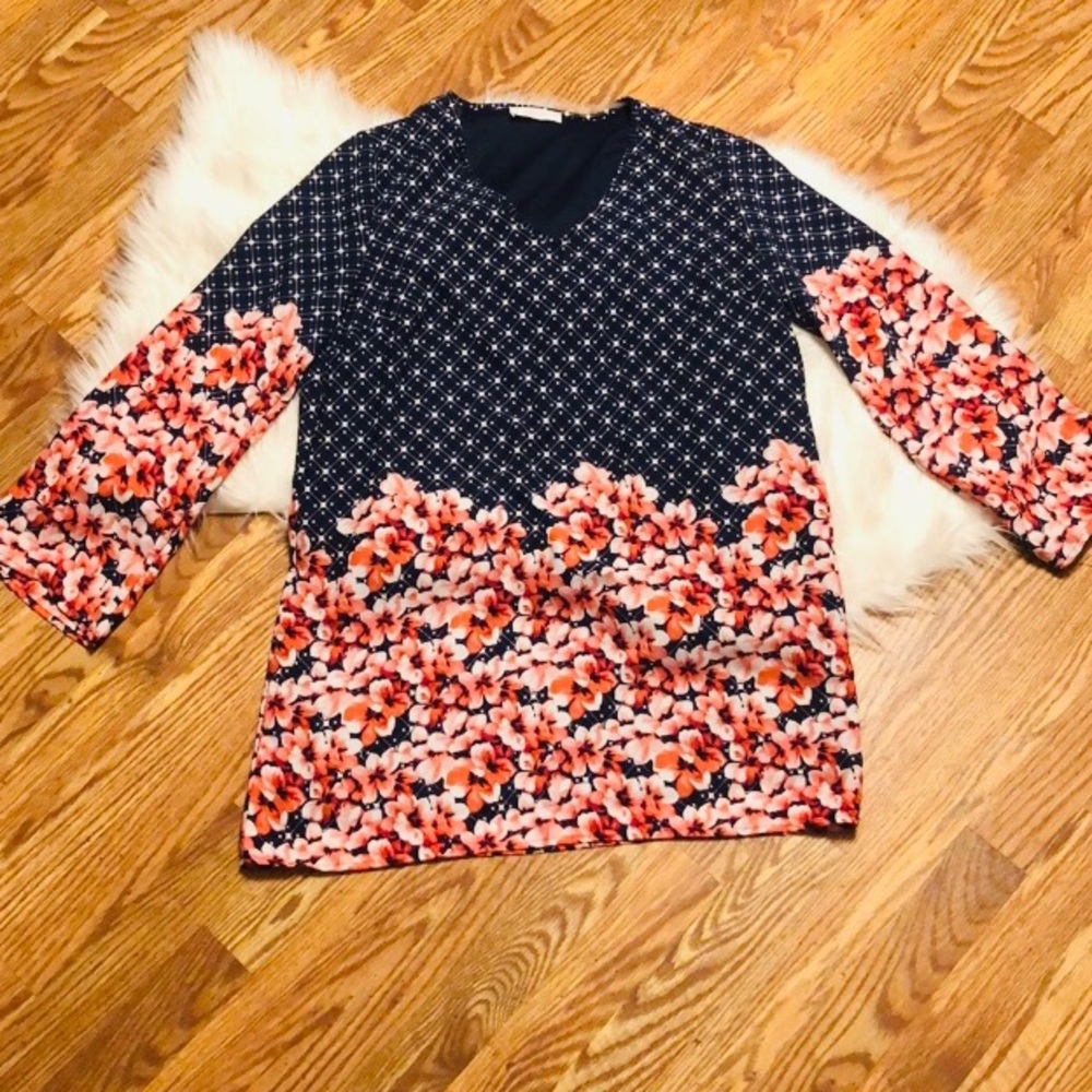 🛍3/$20 Peach Love Tunic